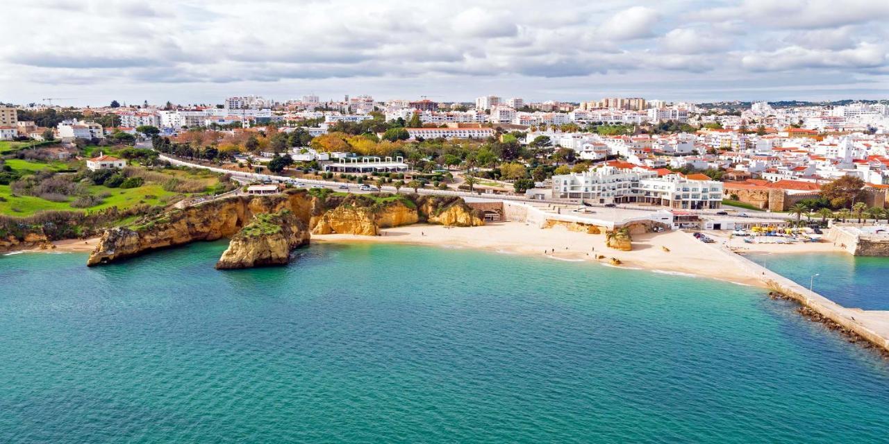 B76 - Piedade In Lagos